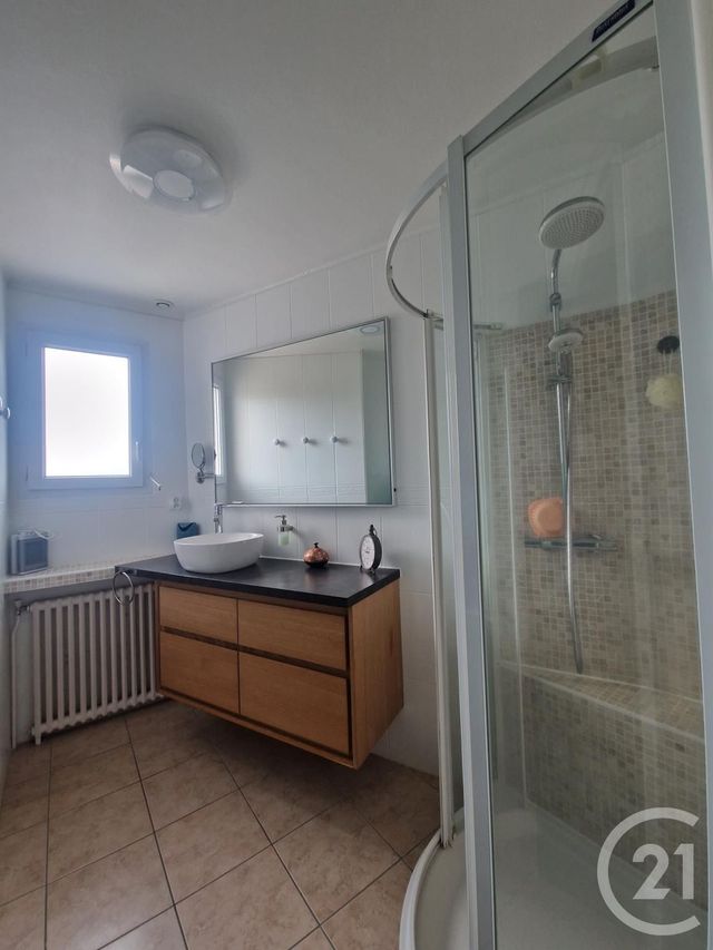 Afficher la photo en grand Appartement F4 à vendre - 4 pièces - 87.86 m2 - BINIC ETABLES SUR MER - 22 - BRETAGNE - Century 21 L'Immobilière De Plouha